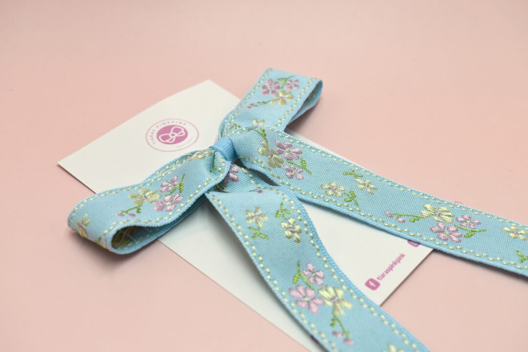 MOÑO FLORES AZUL - Image 3