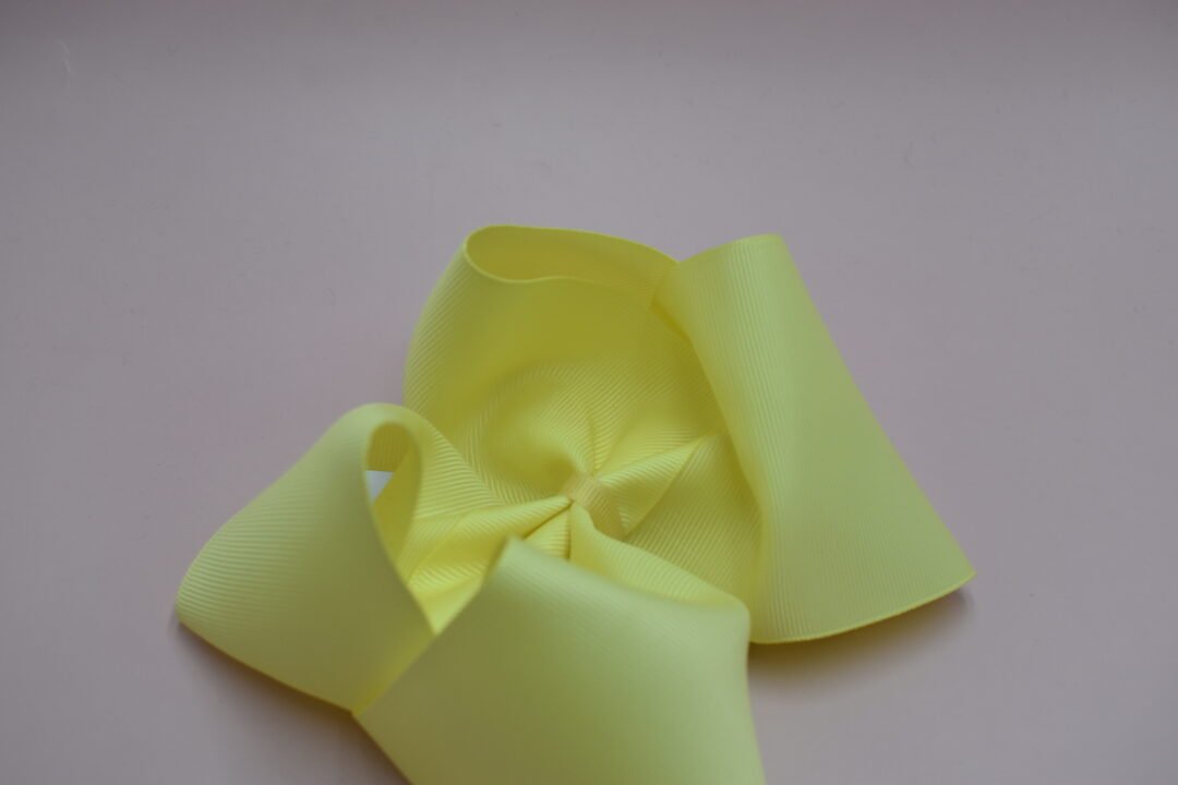 MOÑO LISTON AMARILLO LIGHT