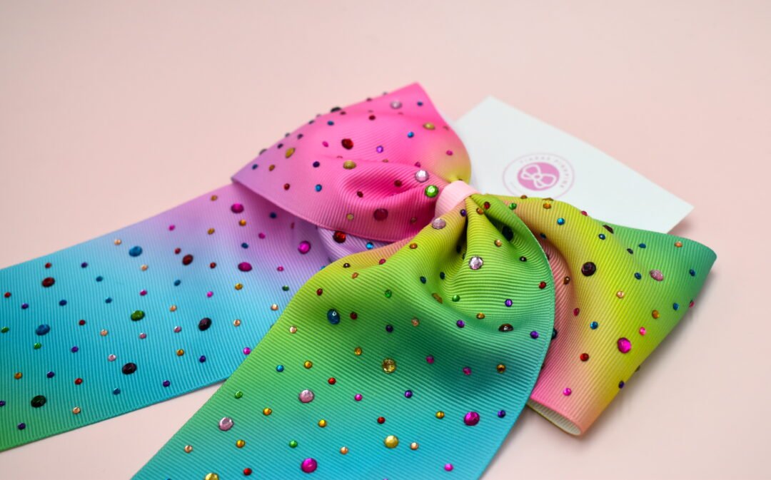 MOÑO COLORES Y BRILLOS